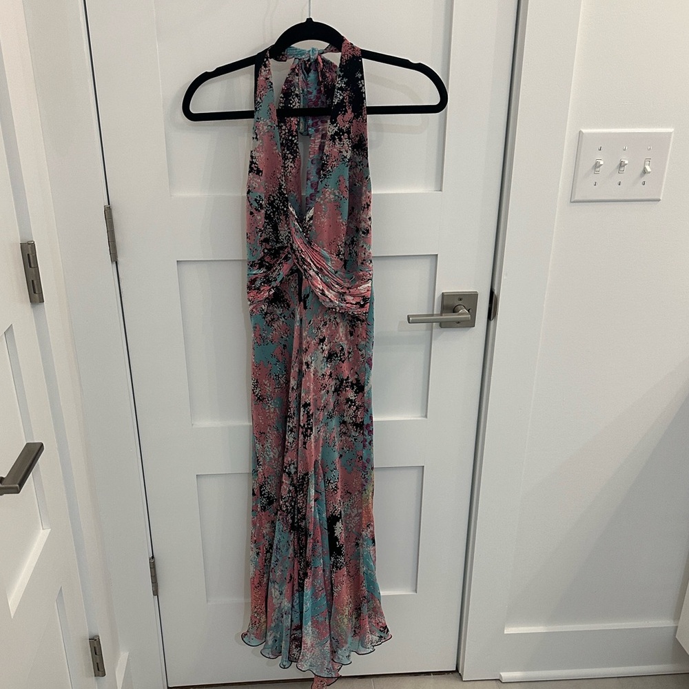 Chic Multicolor Halter Midi Dress